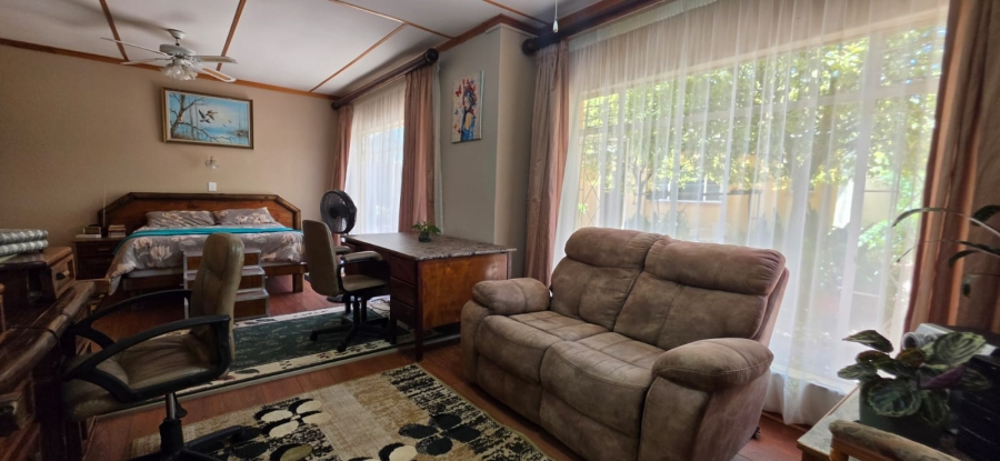 3 Bedroom Property for Sale in La Hoff North West